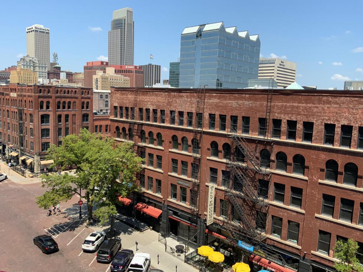 Blackout Themed Residence In The Prime Heart Of Omaha'S Old Market! אומהה מראה חיצוני תמונה
